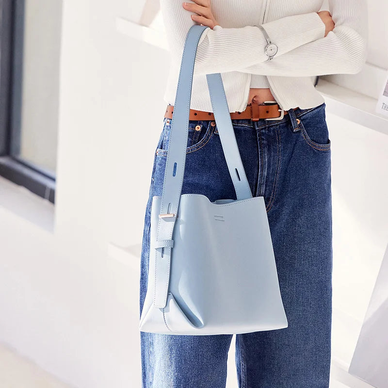 Semir Bucket Bag Women New Women Shoulder Bag Soft Leather Bag Popular Satchel Bag Commuter Christmas Bag