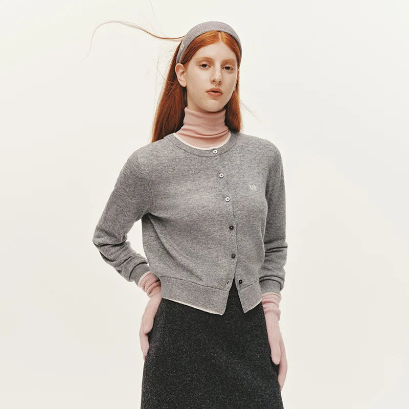 Semir Women Knitted Sweater Slim Embroidered Pullover