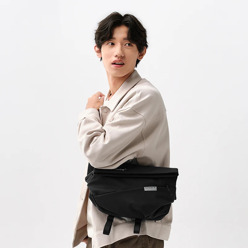 Semir Crossbody Bag Men Textured Chest Bag 2024 New Fashion Letter Print Large Capacity Backpack