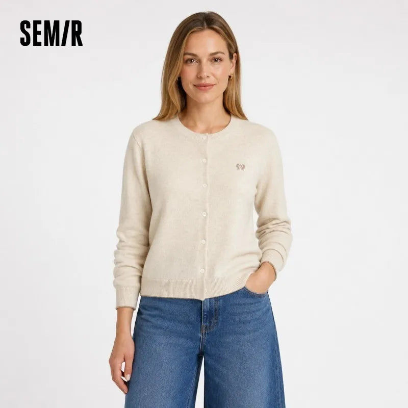 Semir Women Knitted Sweater Slim Embroidered Pullover