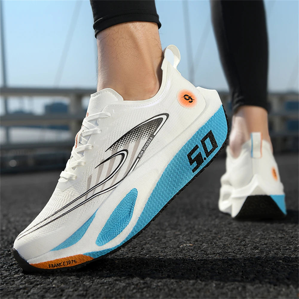 Men's Lightweight Mesh Non-Slip Athletic Running Shoes